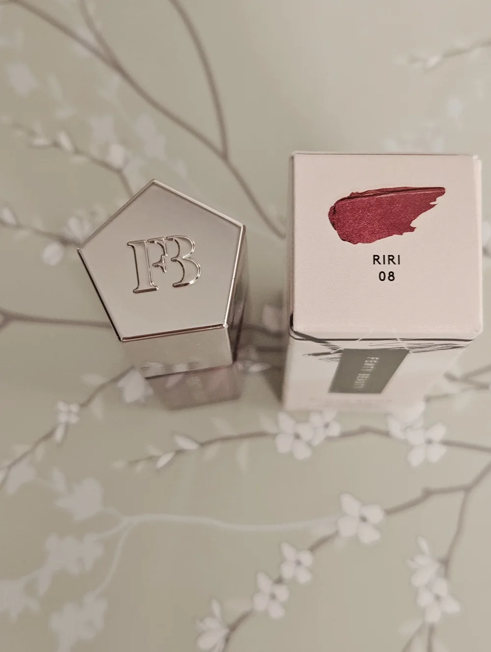 Fenty Beauty Gloss Bomb Riri New